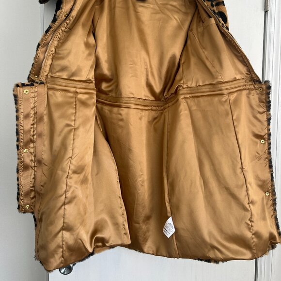 Nike Jordan Court-to-Runway Leopard Convertible 2-in-1 Faux Fur Jacket Sz Small - Picture 9 of 9